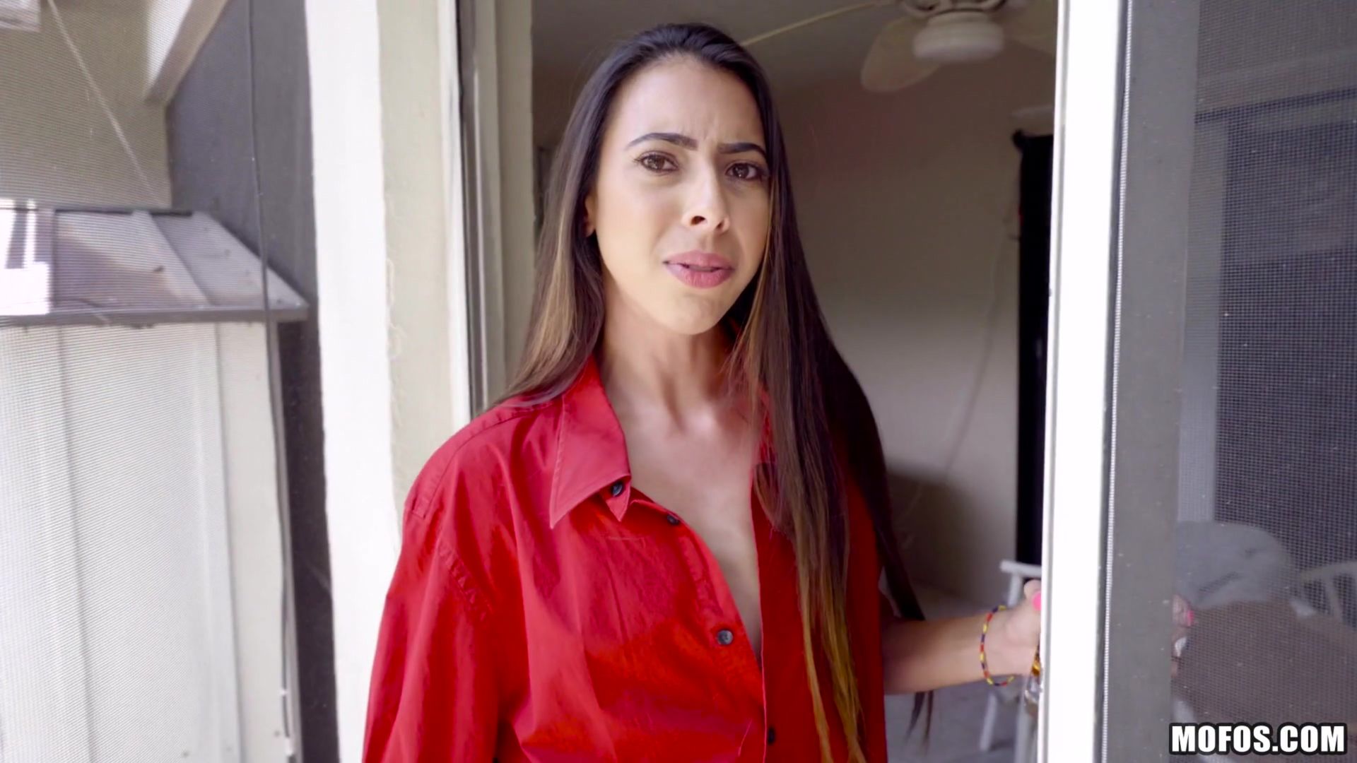 Loud Neighbor Apologizes With Pussy