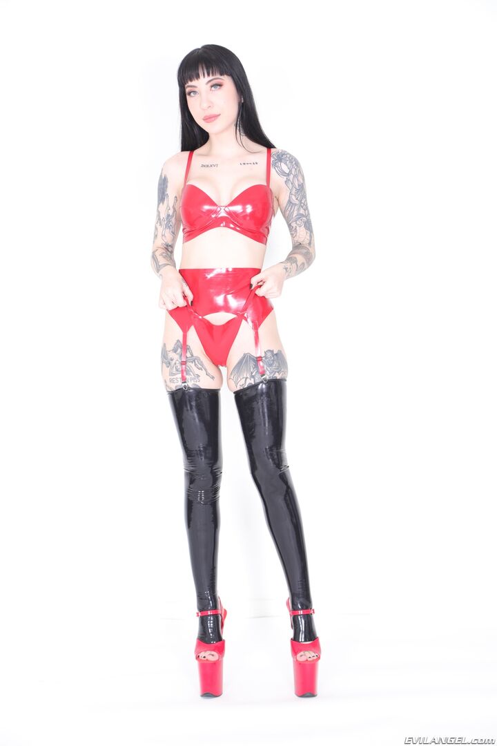 Anal.Oil.Latex.