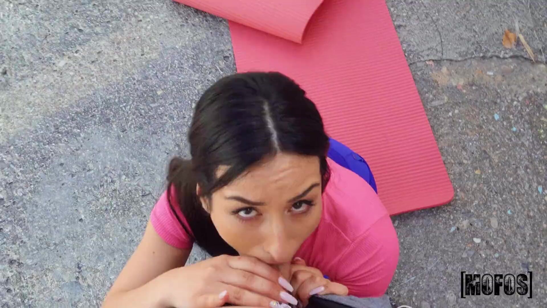 The Ripped Yoga Pants Stretch
