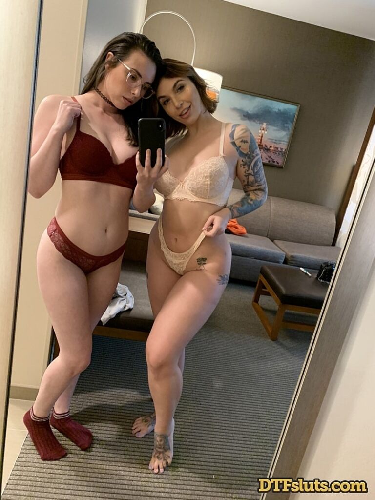 Ivy Lebelle and Casey Calvert: No I In Threesome