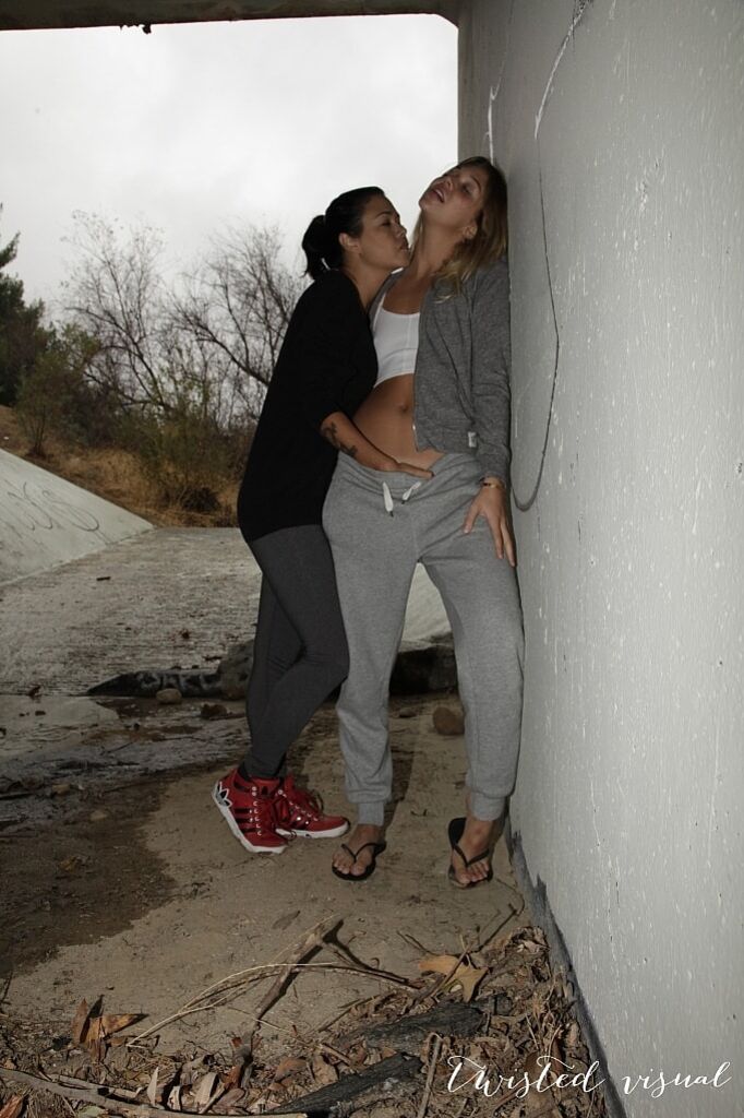 Jessie Andrews Public Lesbian Sex