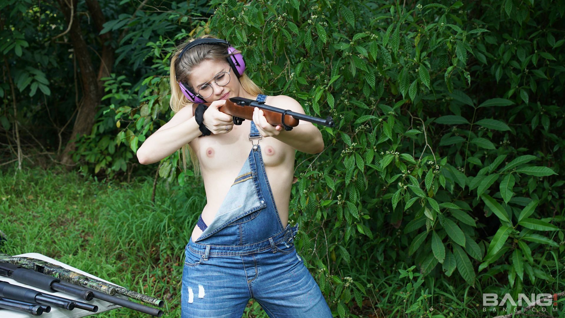 Taylor Blake Shoots Guns And Gets Fucked At A Public Gun Range