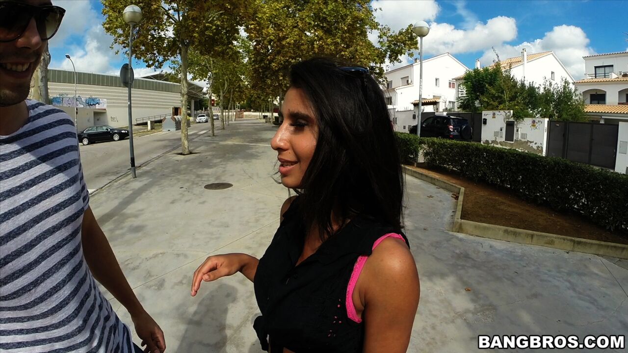Fucking a petite amateur in public