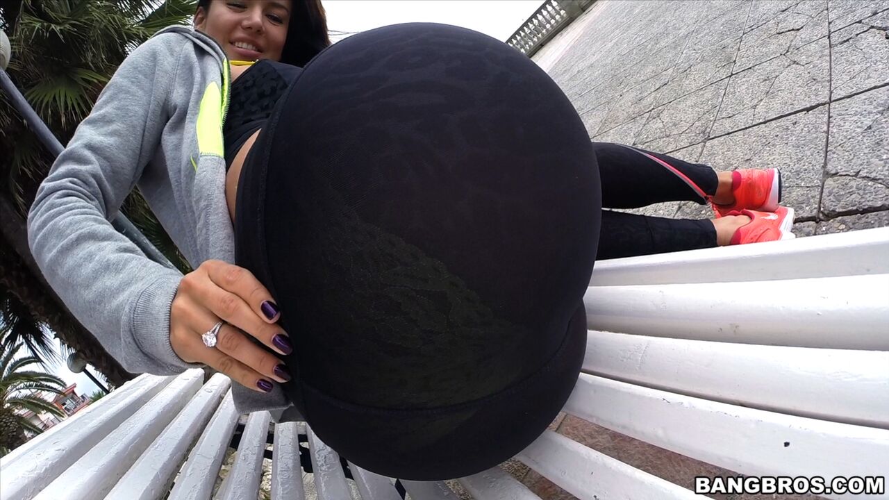 Anal fucking and squirting