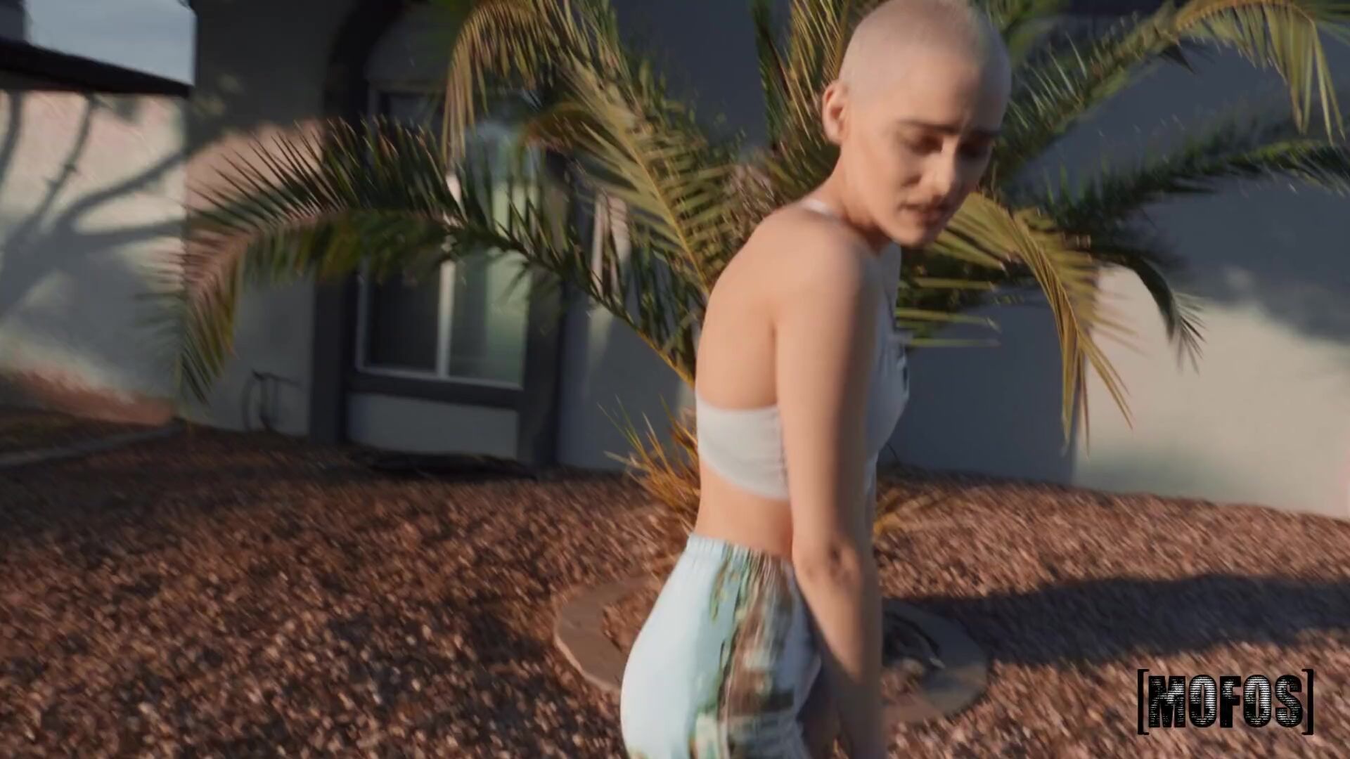 Stretching Out the Sexy Jogger