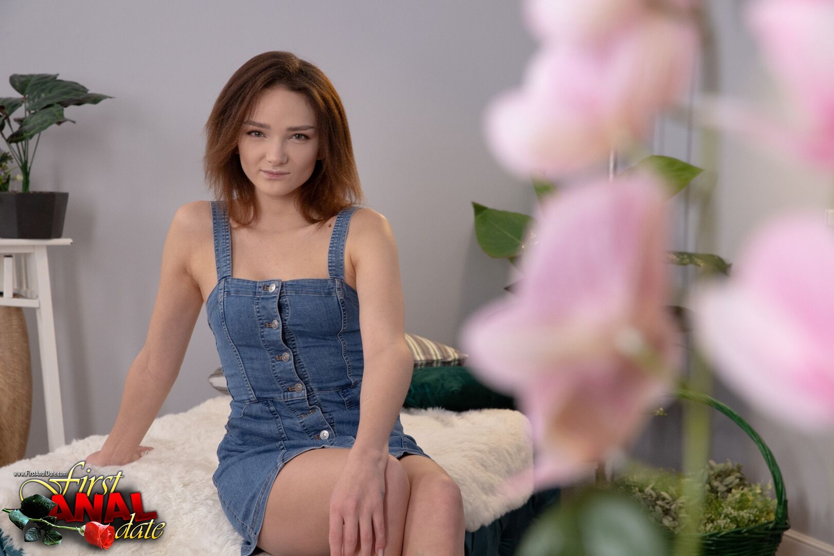 Perky teen fucked ass-to-mouth