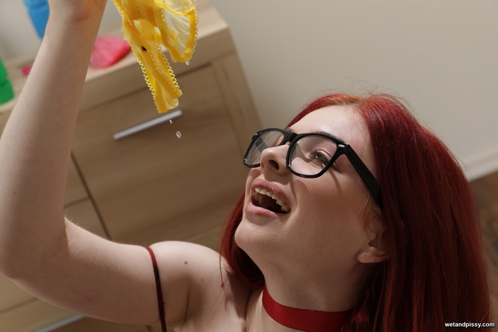 OLIVIA MISS — PISS TASTING TEEN