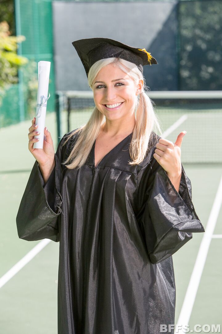 Best Friends Graduate
