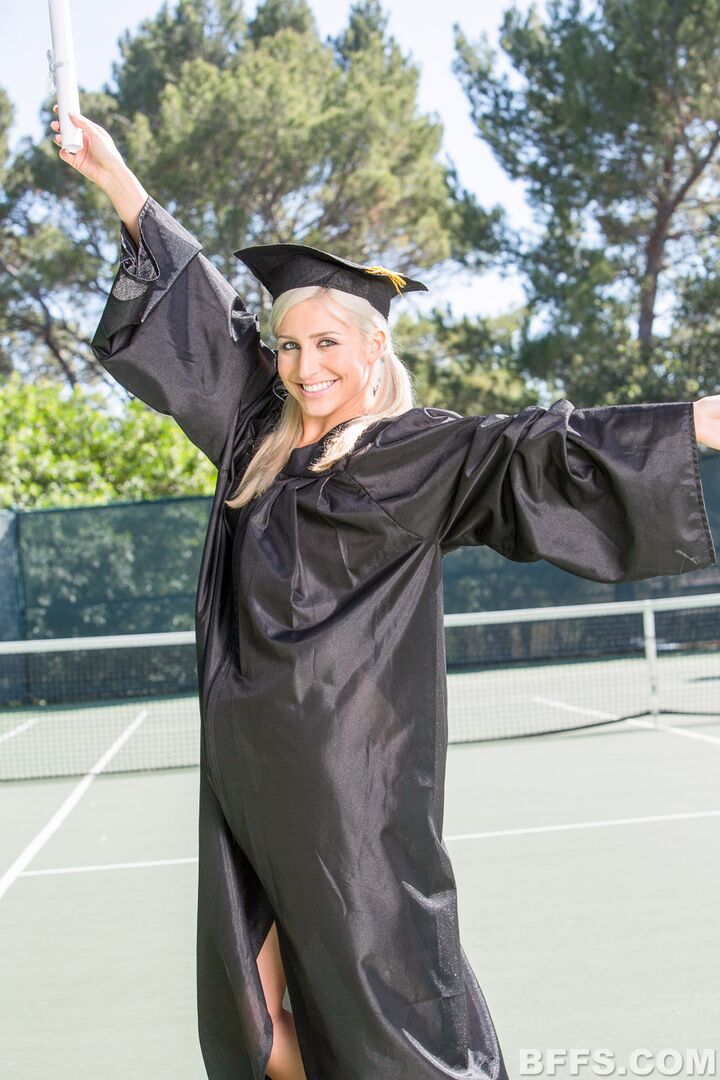 Best Friends Graduate