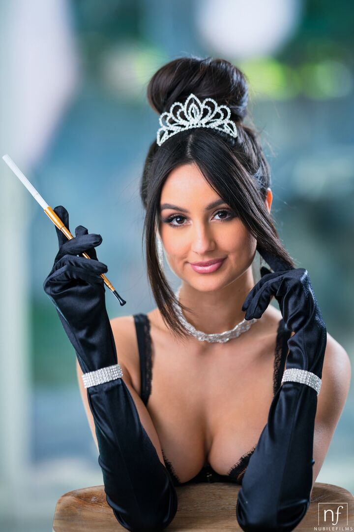 June 2022 Fantasy Of The Month - S3:E5