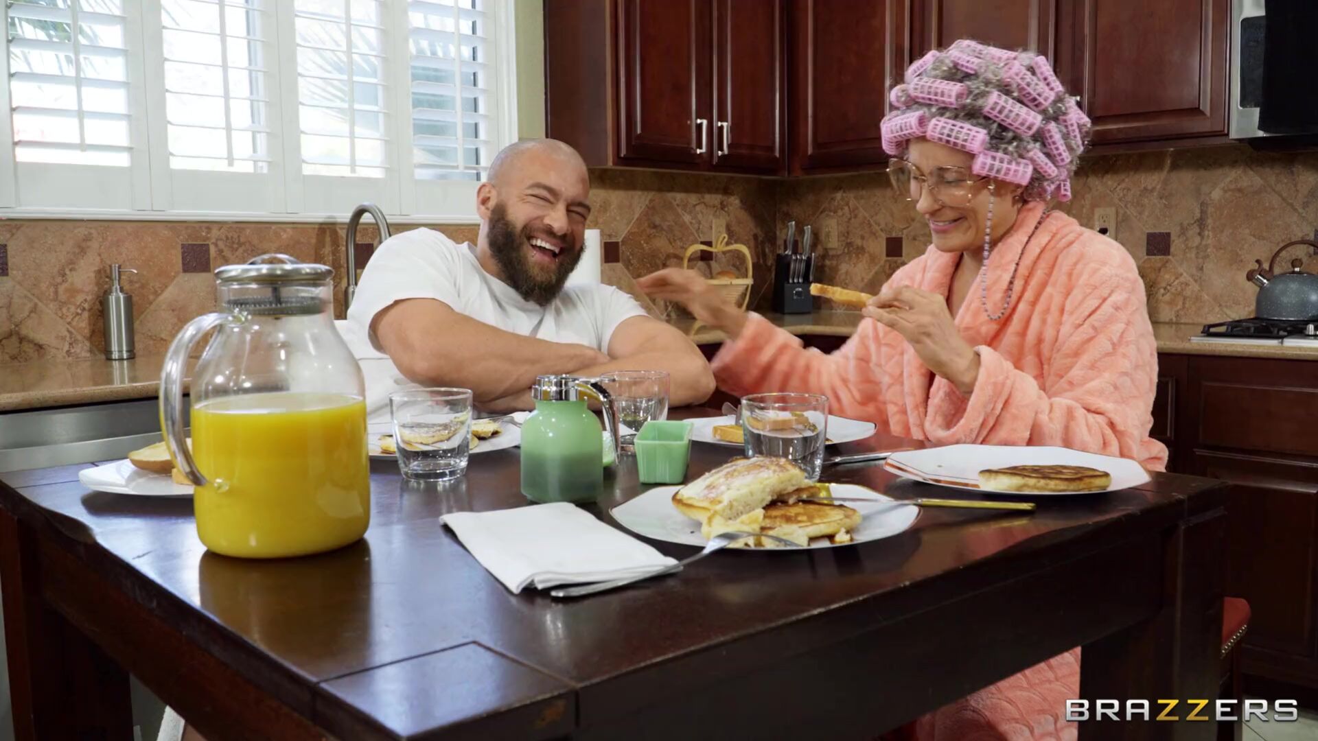 Breakfast Sex With Extra Oil