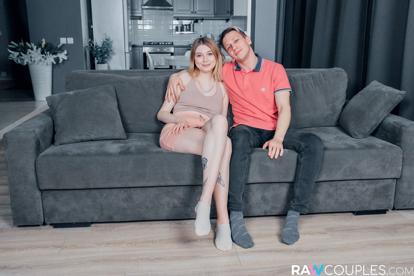Gentle couple gets doggy orgasms