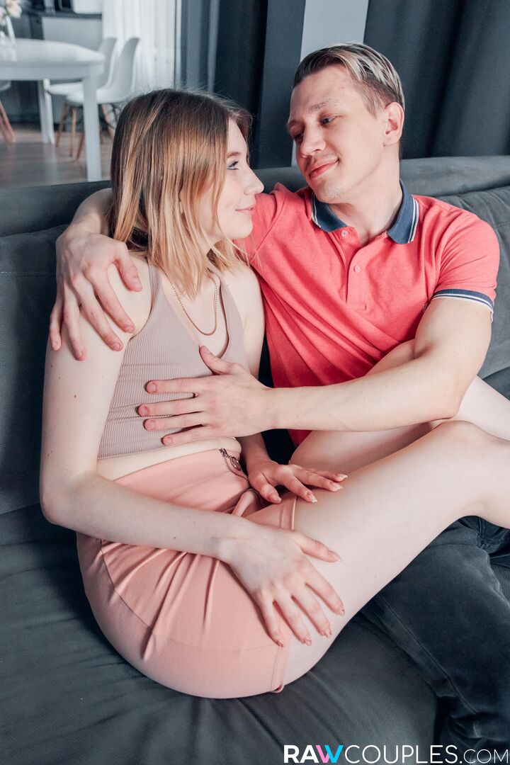 Gentle couple gets doggy orgasms