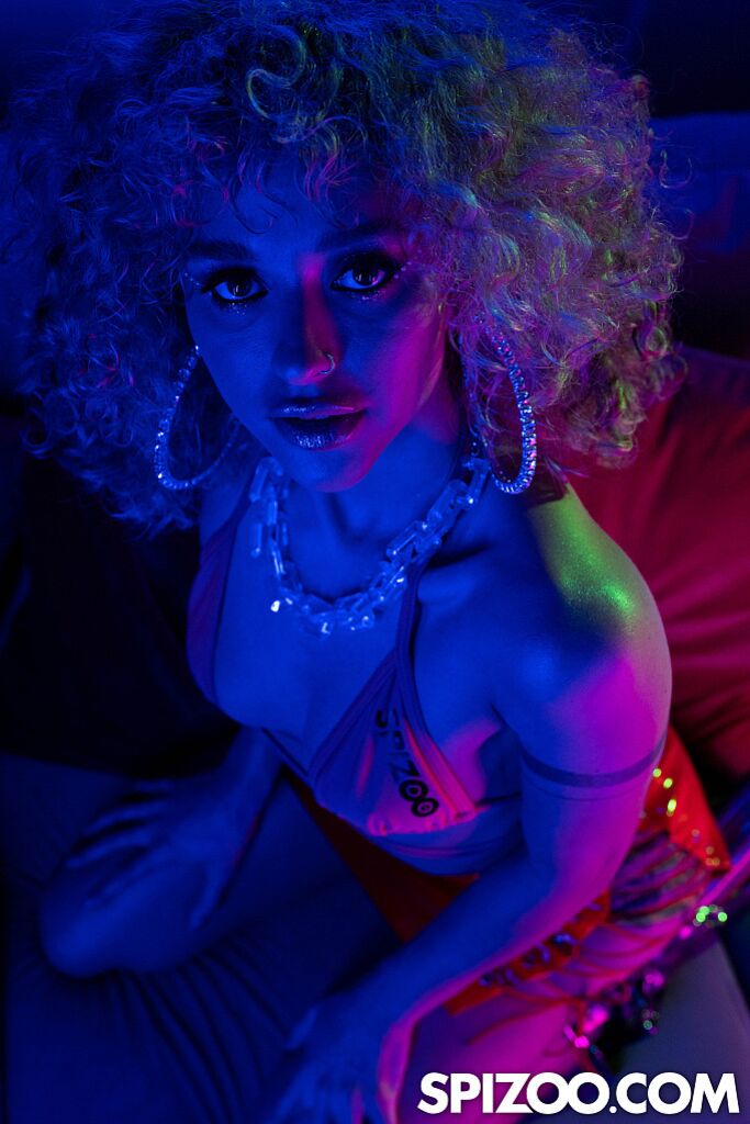 GeishaKyd Gets Intimate With Max Dior