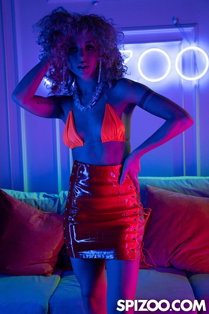 GeishaKyd Gets Intimate With Max Dior
