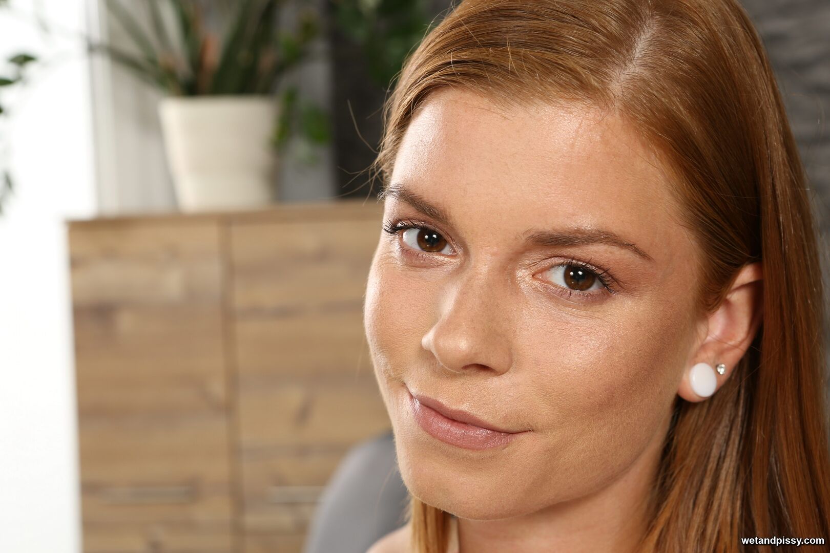 CHRISSY FOX — LAPPING IT UP