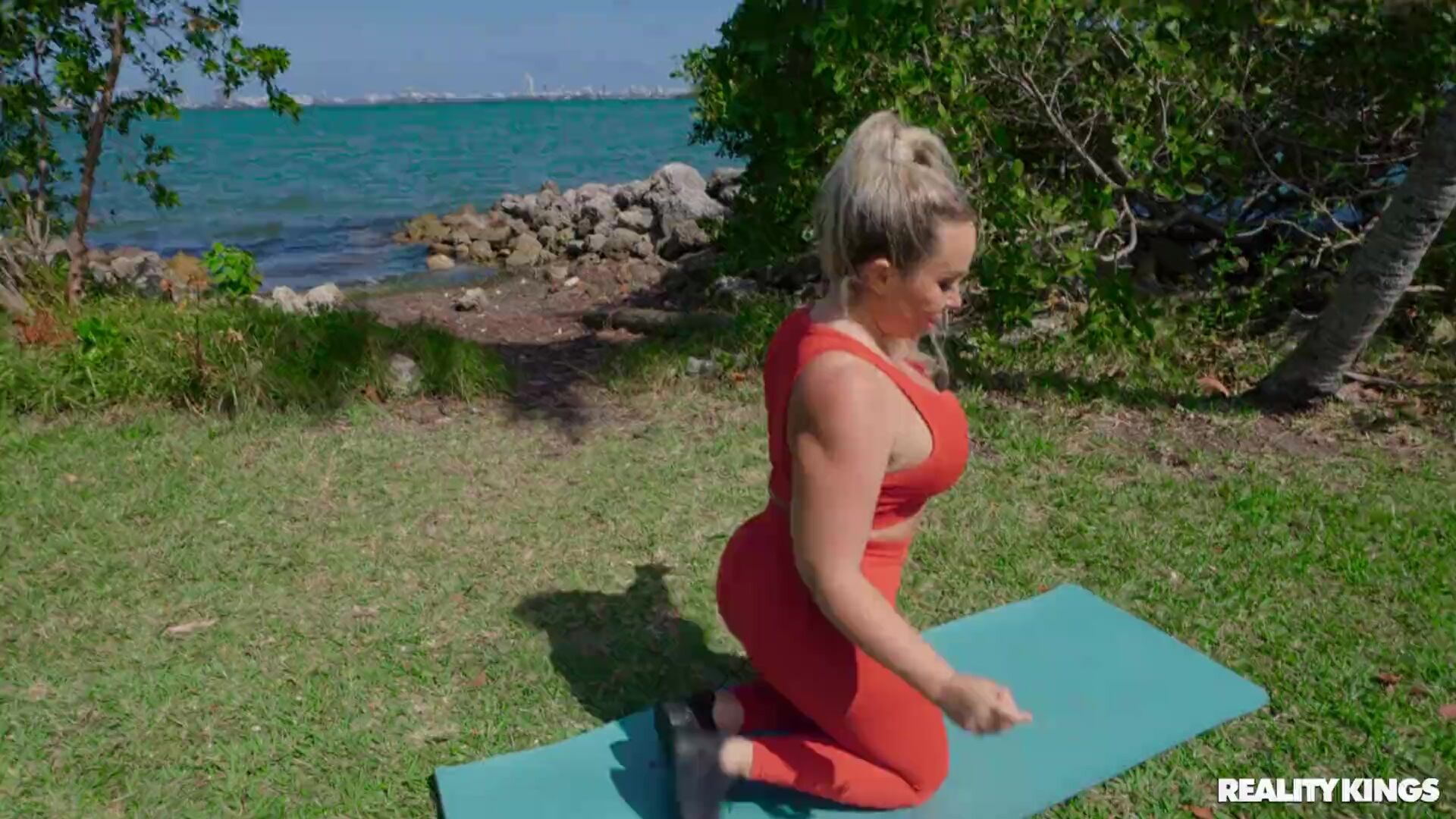 Big Booty and Bendy