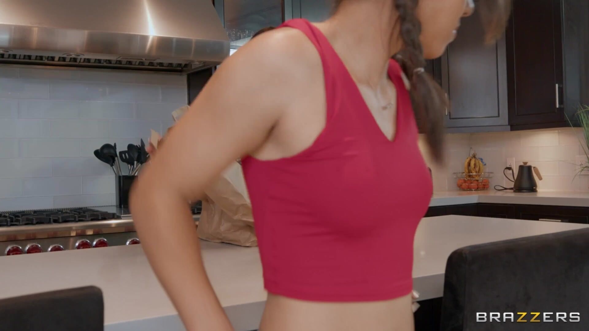 Stuck Slut Gets Milf's Strap-on
