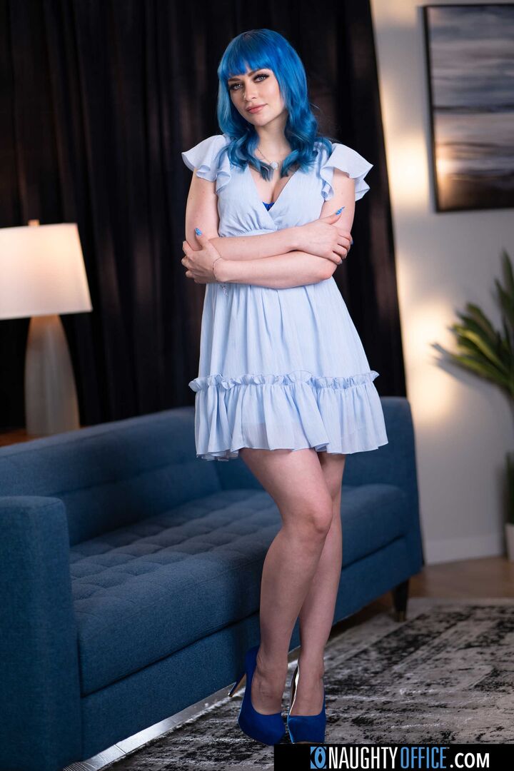 Sexually charged Jewelz Blu needs cock