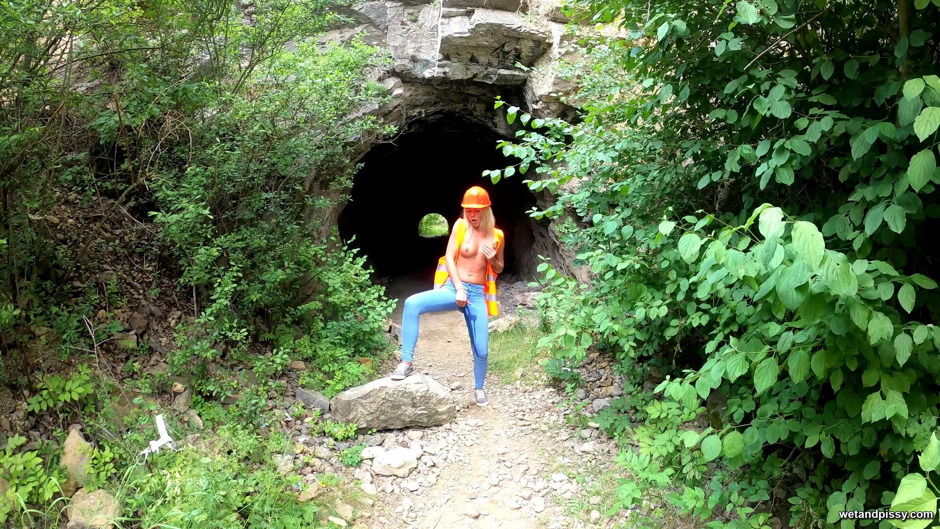 CLAUDIA MACC — CLAUDIA IN NATURE PART 2