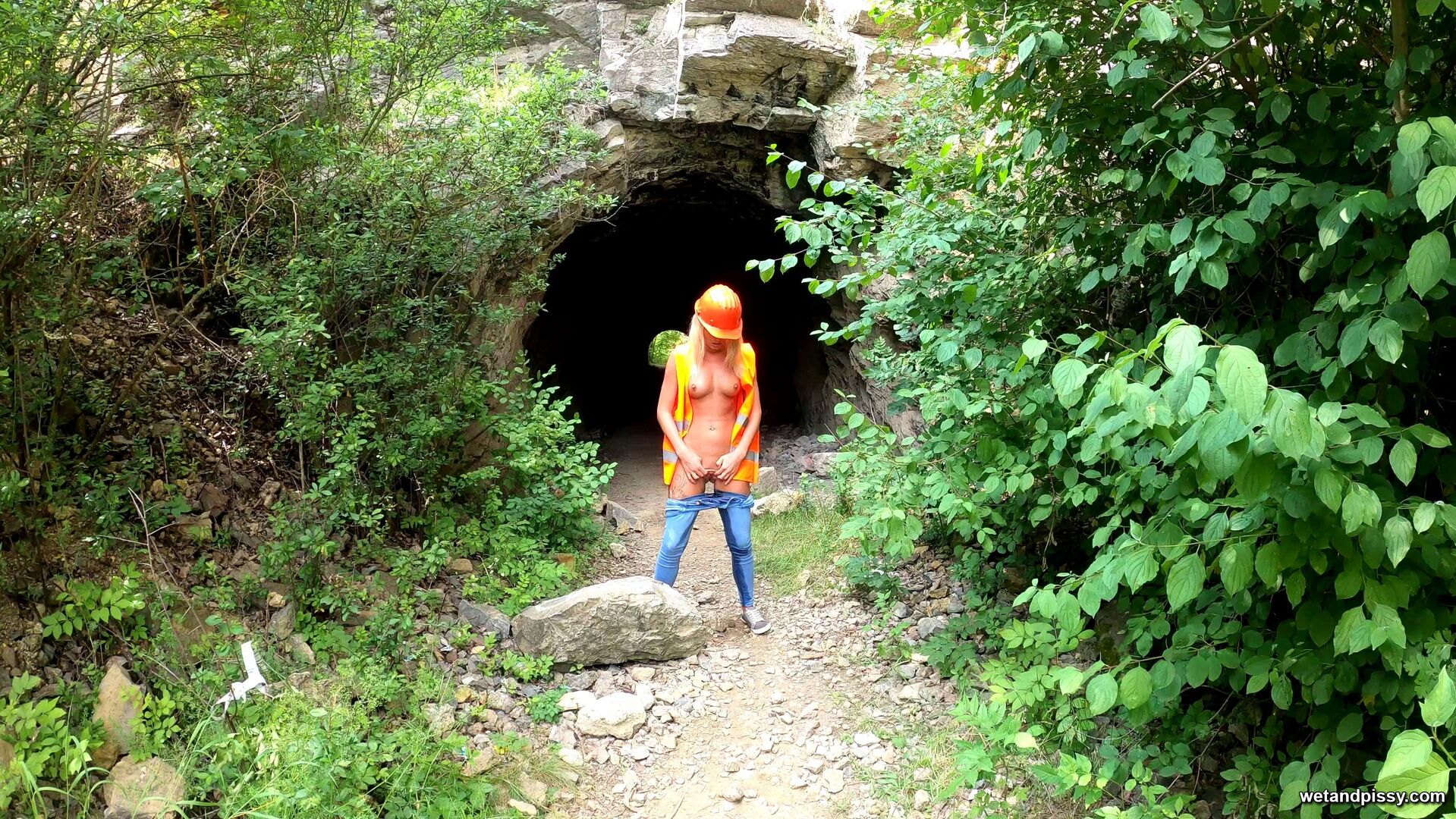 CLAUDIA MACC — CLAUDIA IN NATURE PART 2