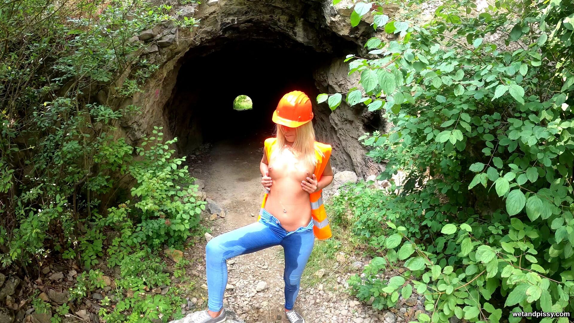 CLAUDIA MACC — CLAUDIA IN NATURE PART 2