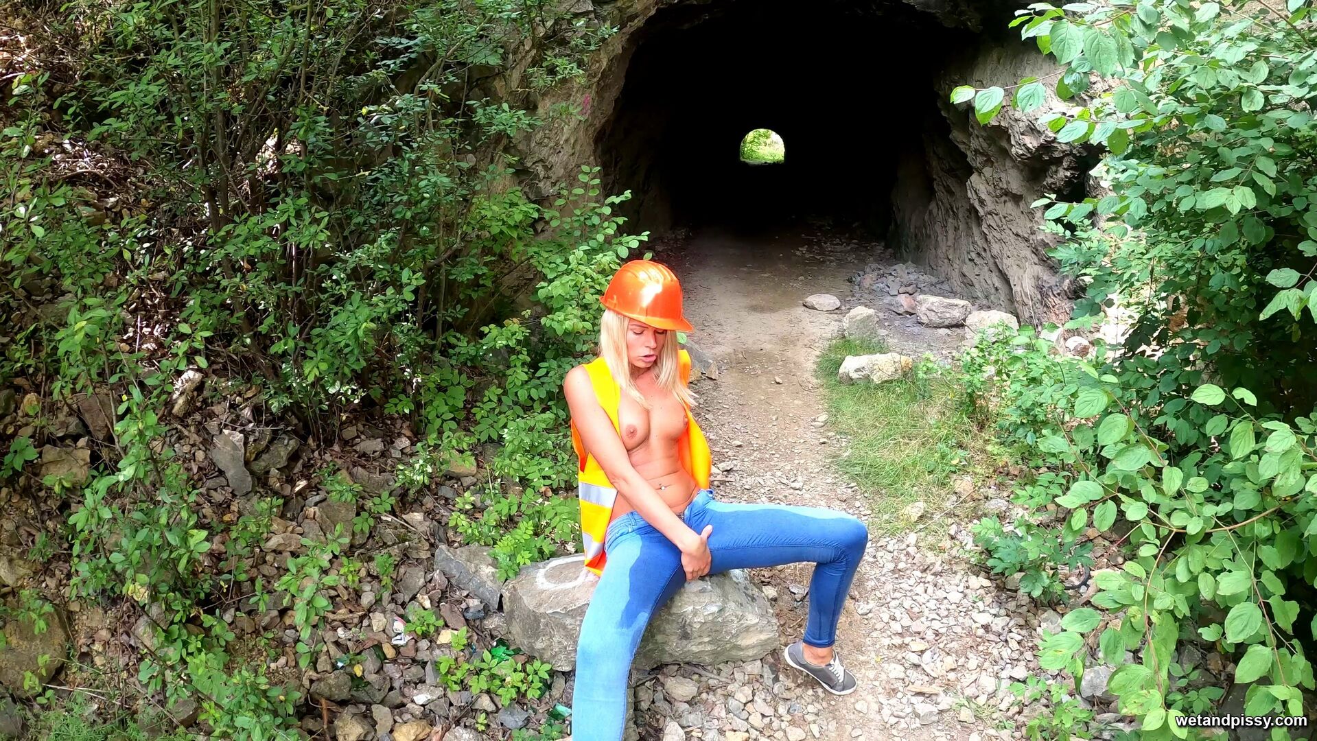 CLAUDIA MACC — CLAUDIA IN NATURE PART 2