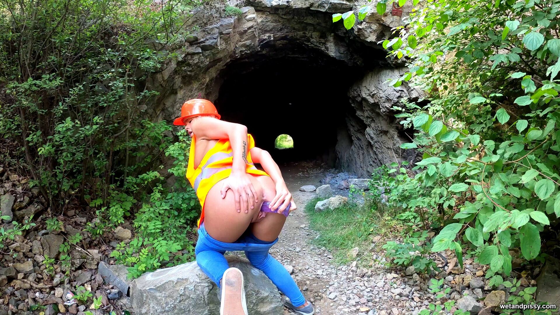 CLAUDIA MACC — CLAUDIA IN NATURE PART 2