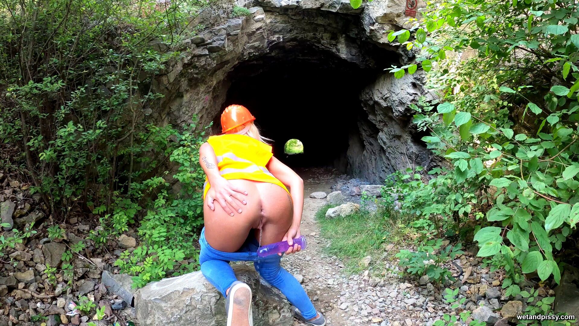 CLAUDIA MACC — CLAUDIA IN NATURE PART 2
