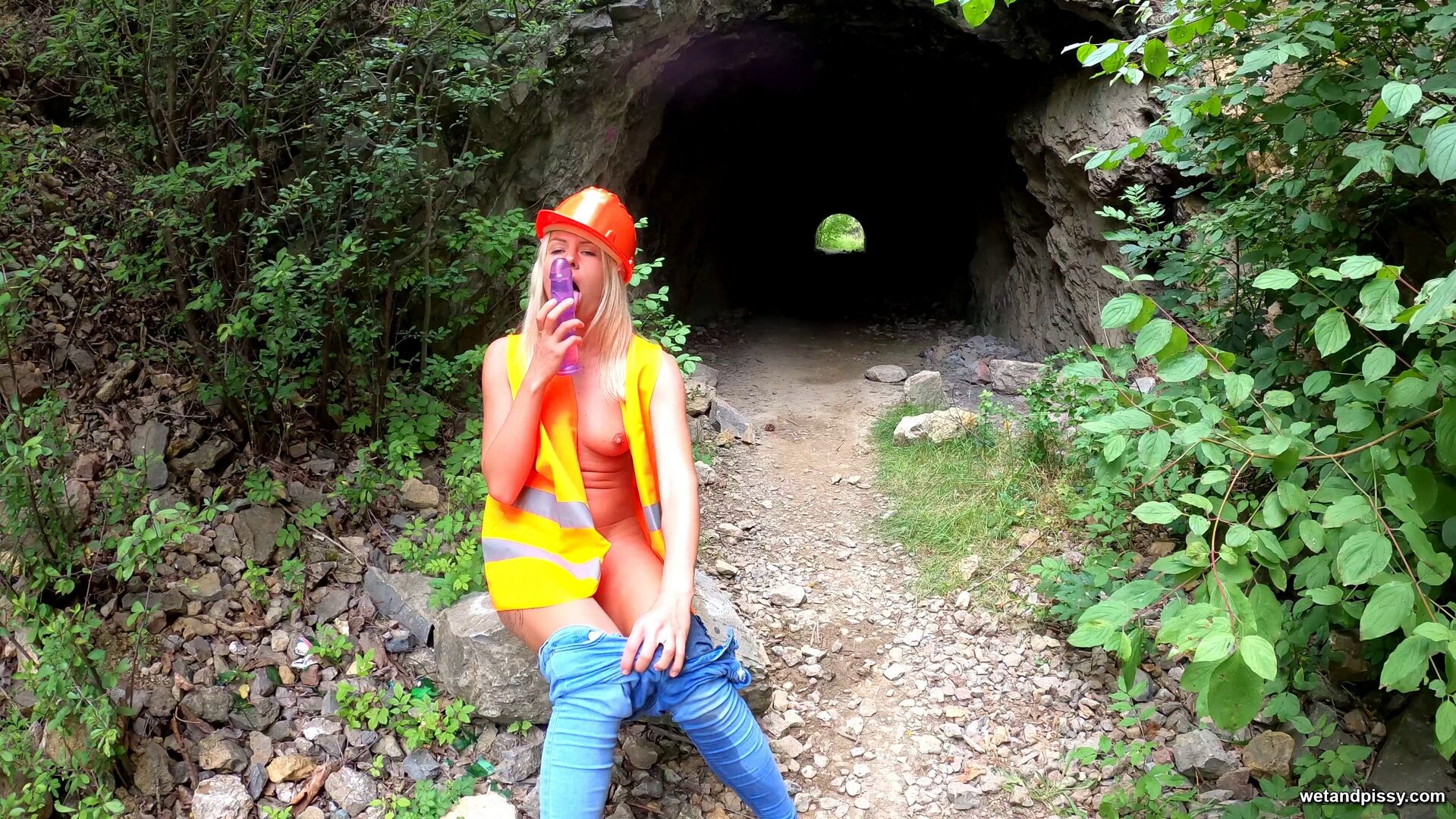 CLAUDIA MACC — CLAUDIA IN NATURE PART 2