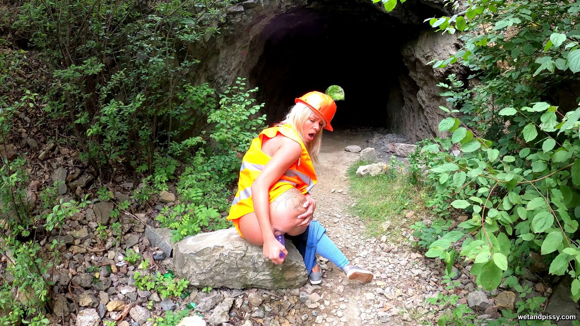 CLAUDIA MACC — CLAUDIA IN NATURE PART 2