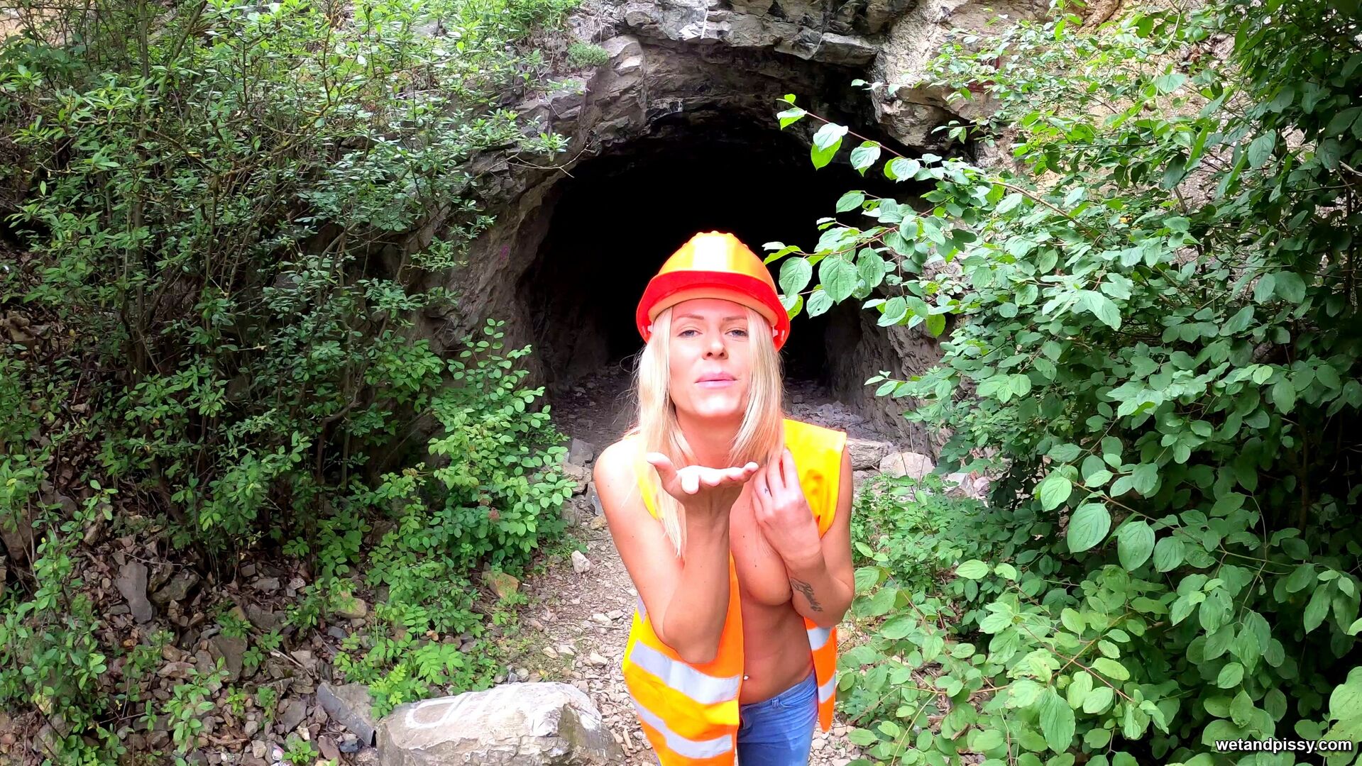 CLAUDIA MACC — CLAUDIA IN NATURE PART 2