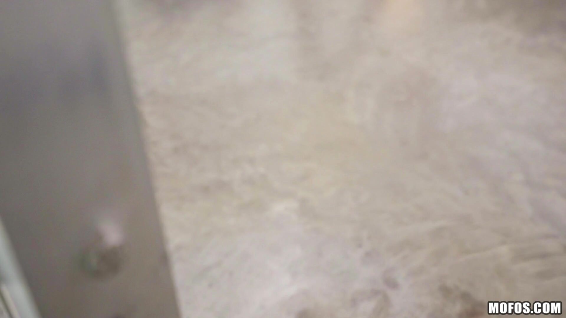 Hot Latina Teaches Booty Workout