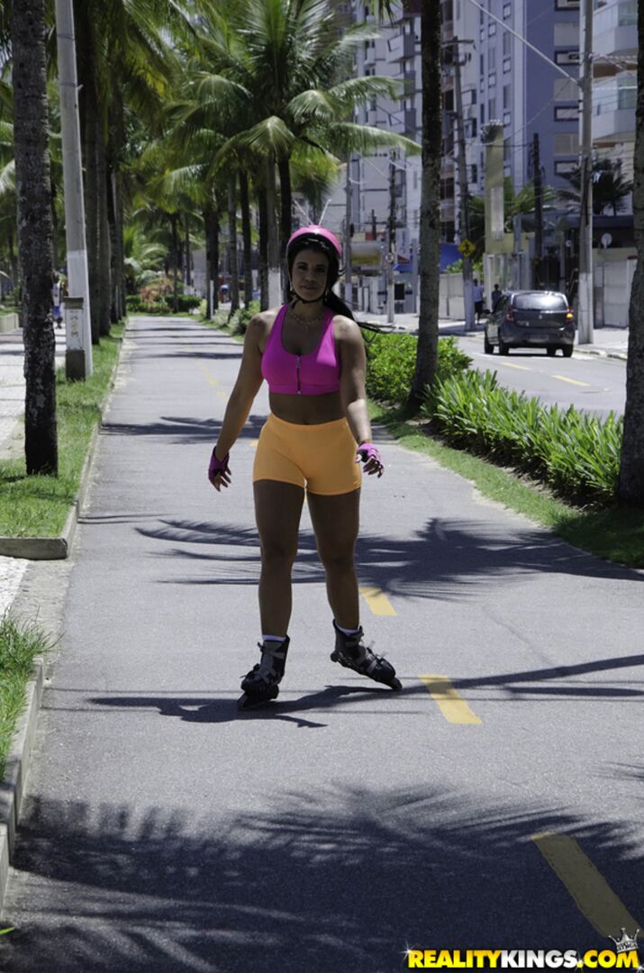 Booty On Skates
