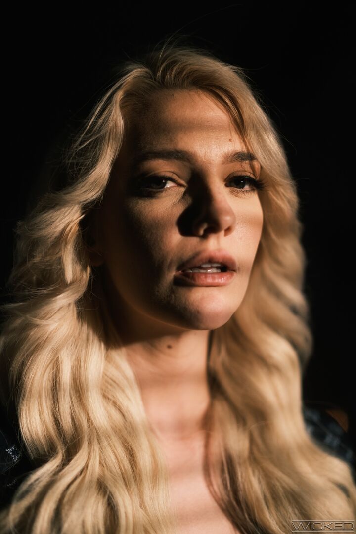 Dark Is The Night - Scene 1