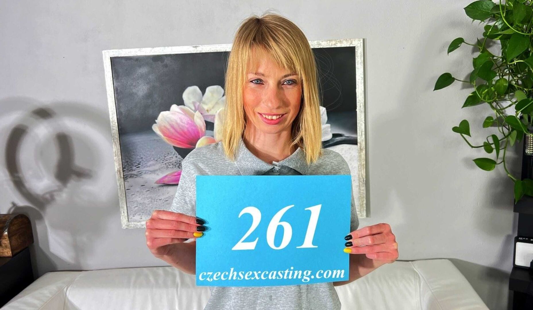 Fucking blonde milf on casting