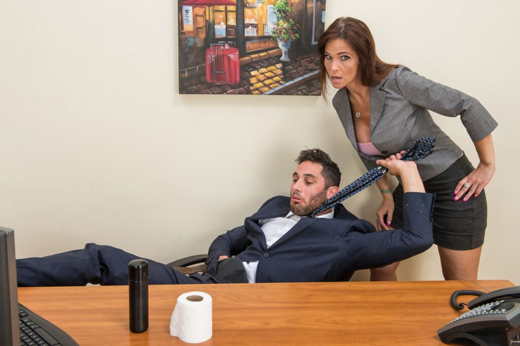 Sexy MILF Boss Syren De Mer Exploits Employee for Dick