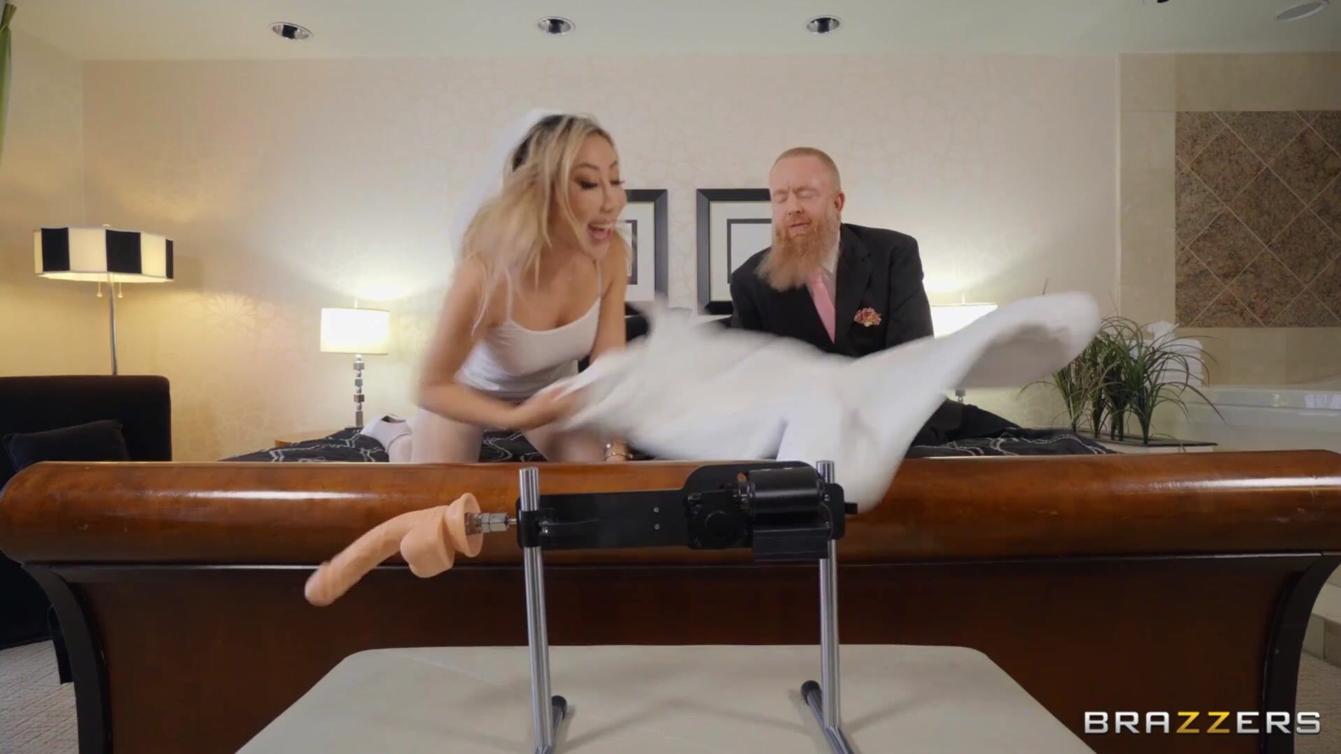 Buttplug Bride and the Burgling Butt Bandit