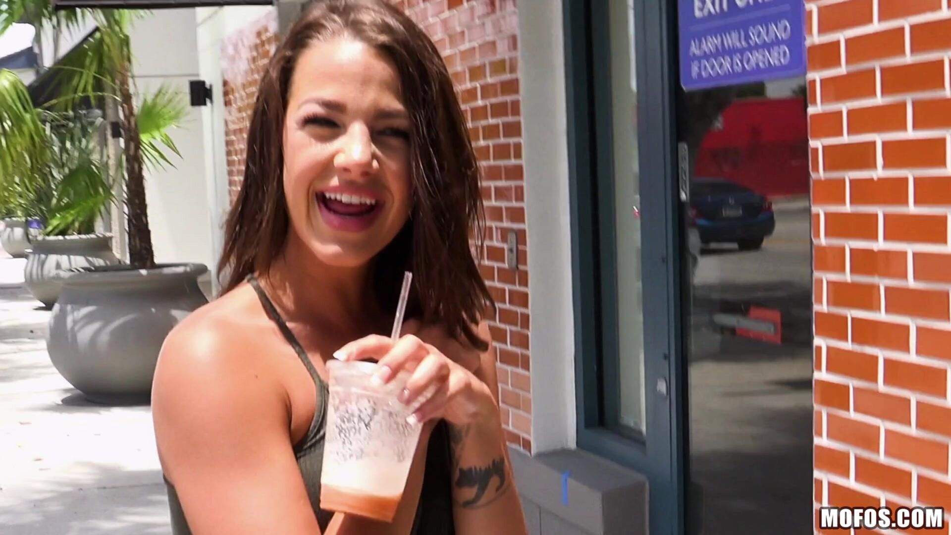 Fun-loving Model Fucks in Public