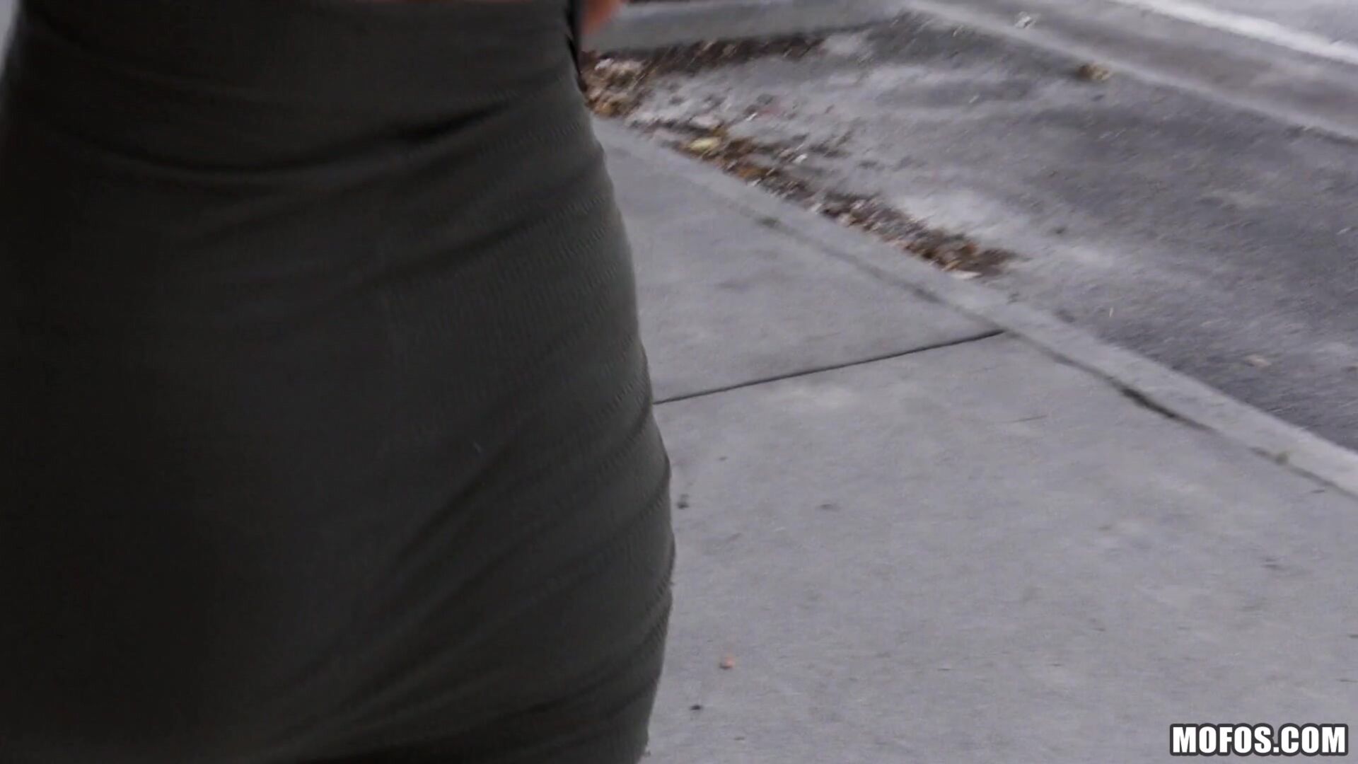 Fun-loving Model Fucks in Public