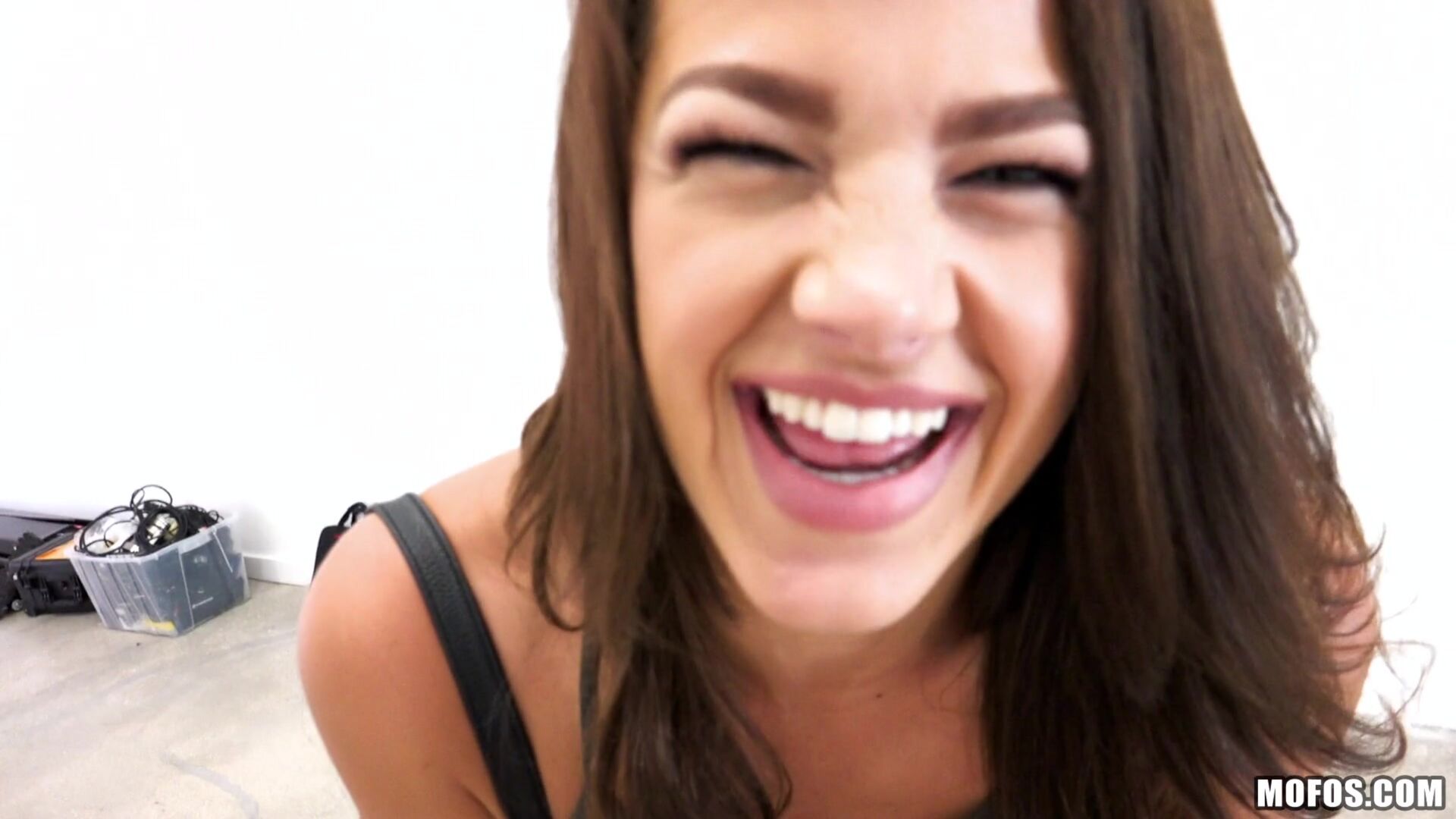 Fun-loving Model Fucks in Public