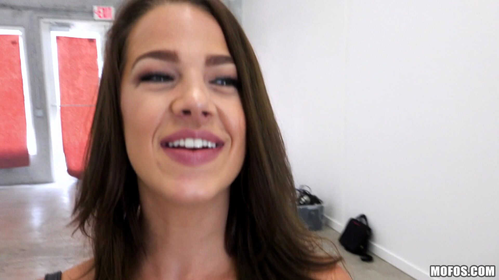 Fun-loving Model Fucks in Public