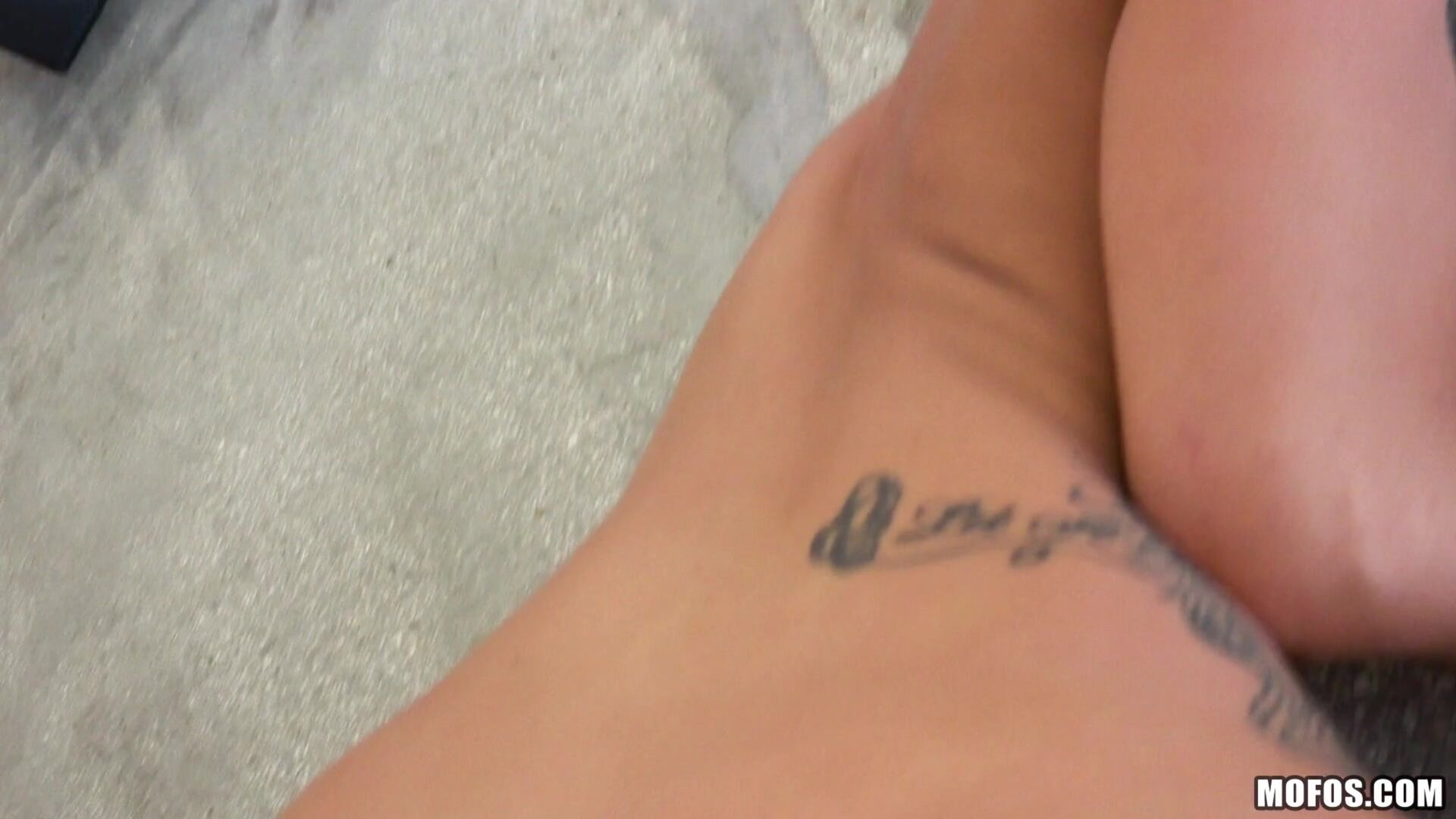 Fun-loving Model Fucks in Public