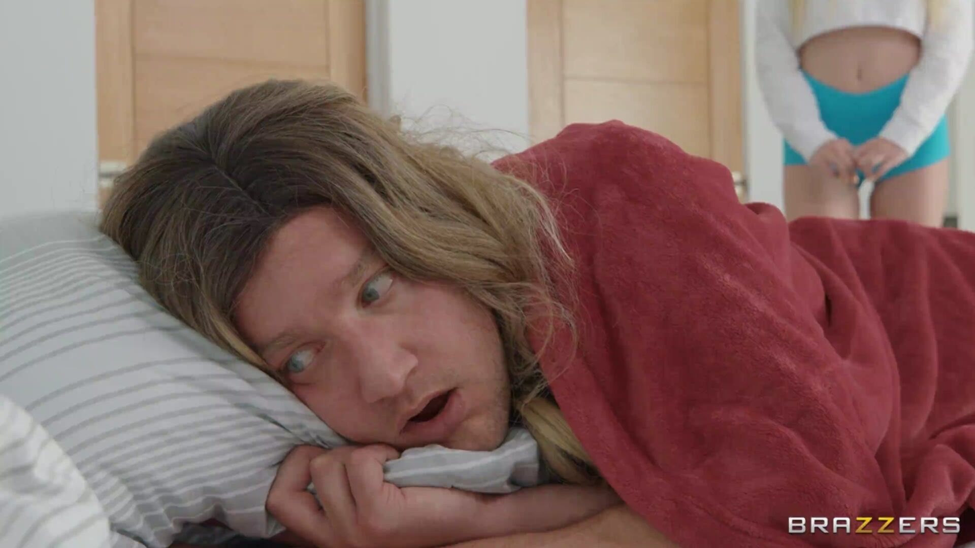 Girlfriend Gets Tricked, Hot Roommate Gets Dicked
