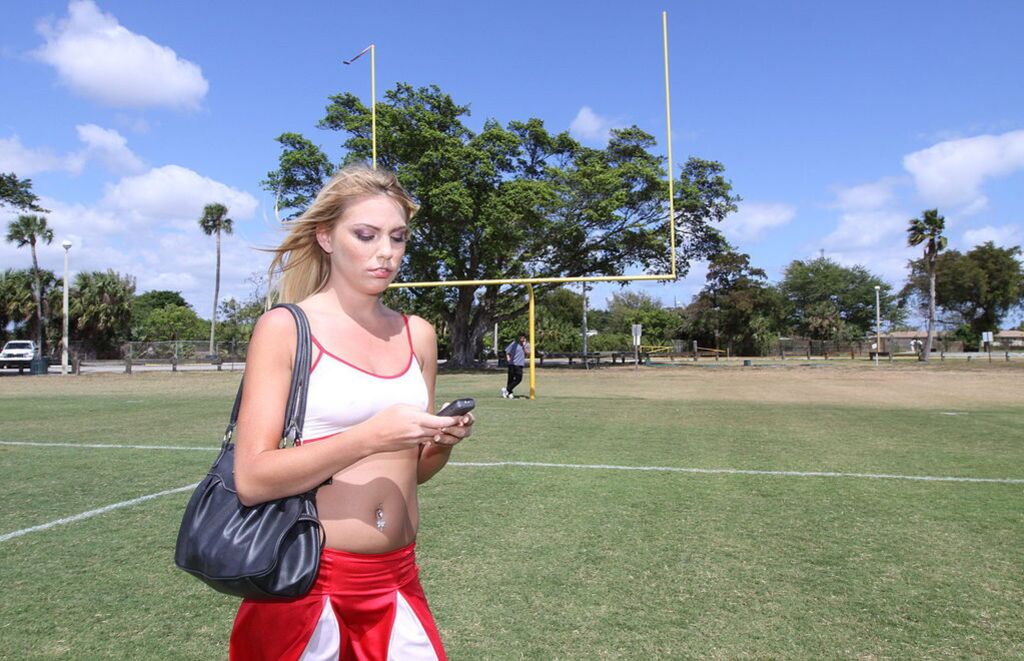 Hot Blonde Cheerleader Reecy Rae Fucks After Practice