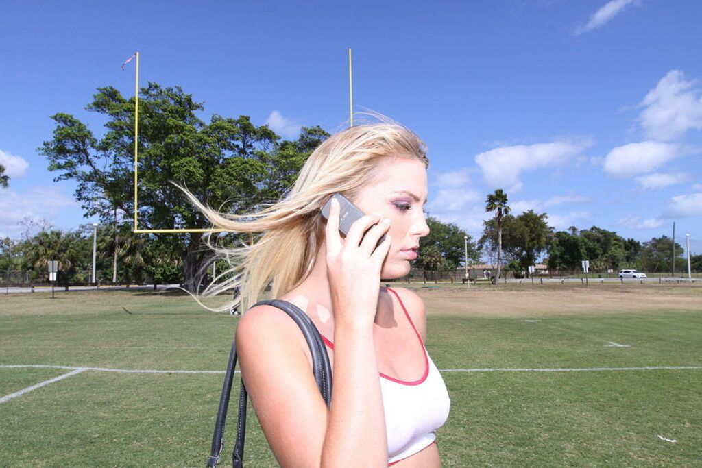 Hot Blonde Cheerleader Reecy Rae Fucks After Practice