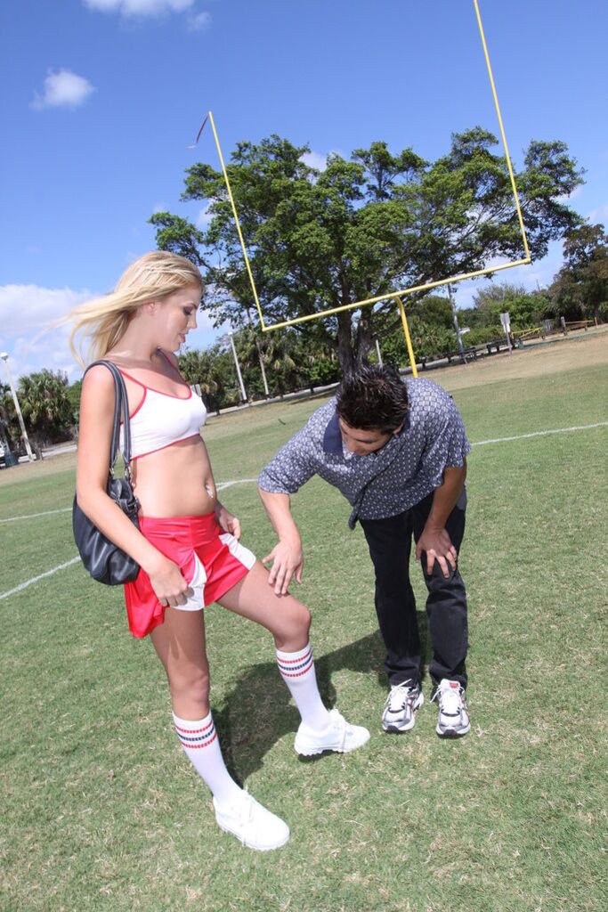 Hot Blonde Cheerleader Reecy Rae Fucks After Practice
