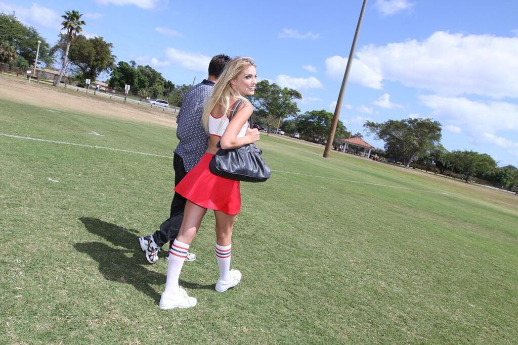 Hot Blonde Cheerleader Reecy Rae Fucks After Practice