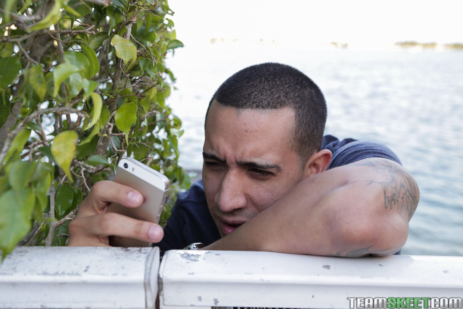 Peeping Tom Gets More Than Expected