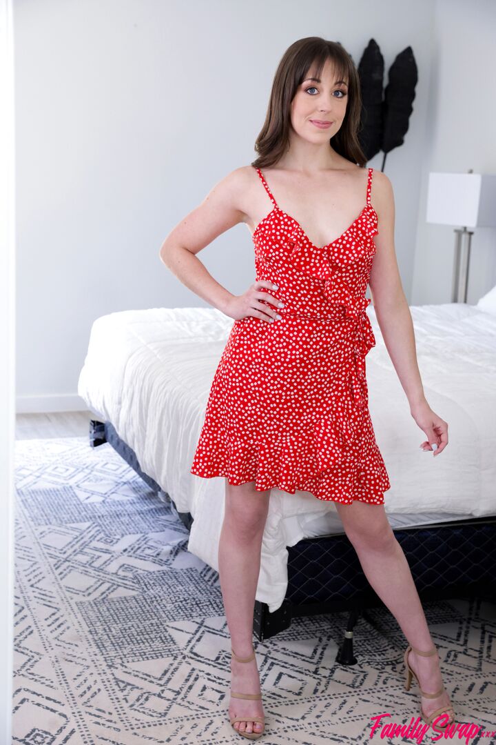 Moms Lingerie - S5:E7